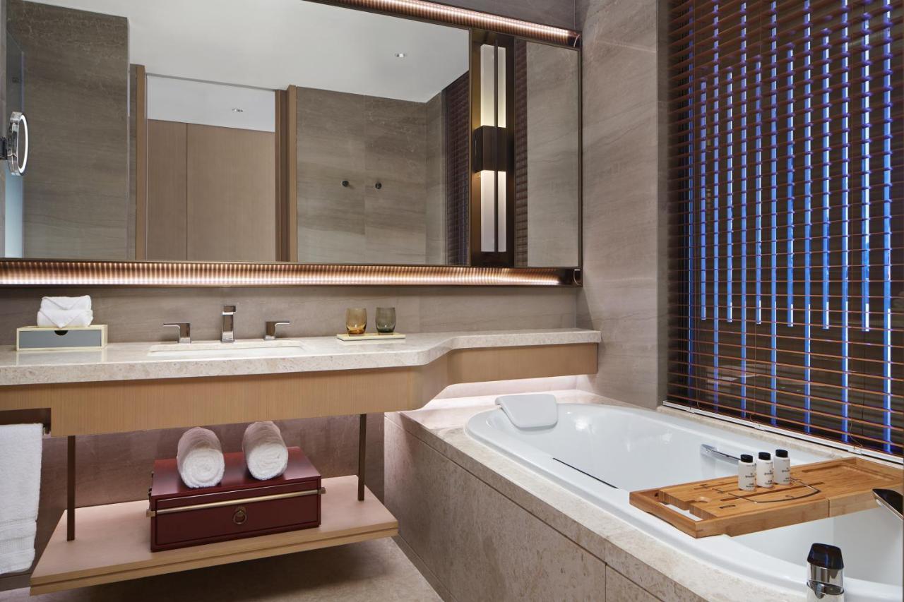 Sheraton Yunfu Xinxing Hotel Buitenkant foto