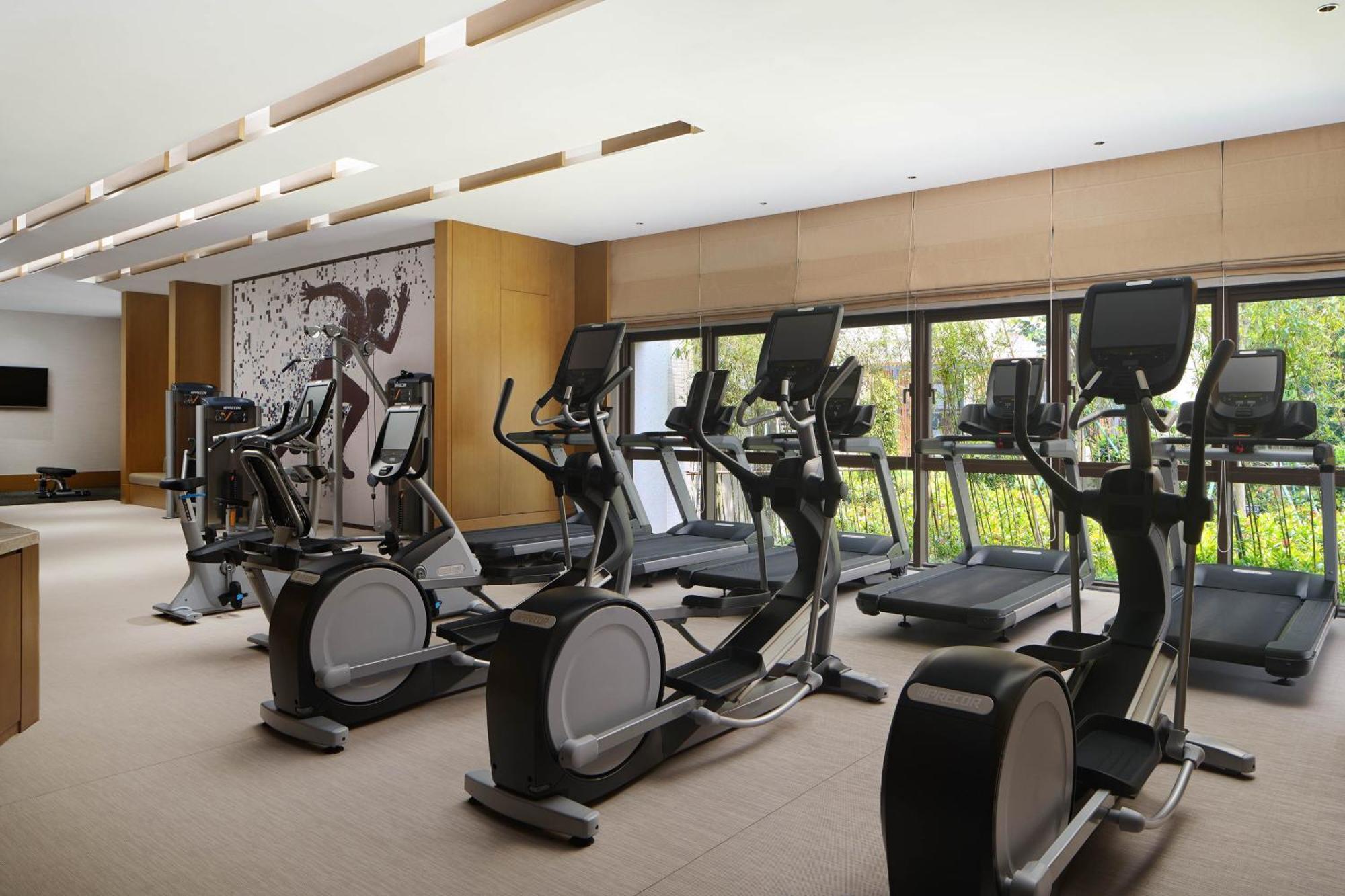 Sheraton Yunfu Xinxing Hotel Buitenkant foto